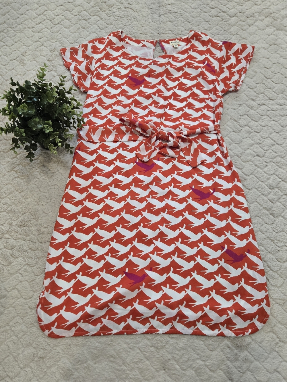 Hatley Red & White Bird Short-Sleeve Belted Dress, Size Medium